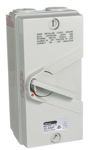 Isolation switch for heat pump installation